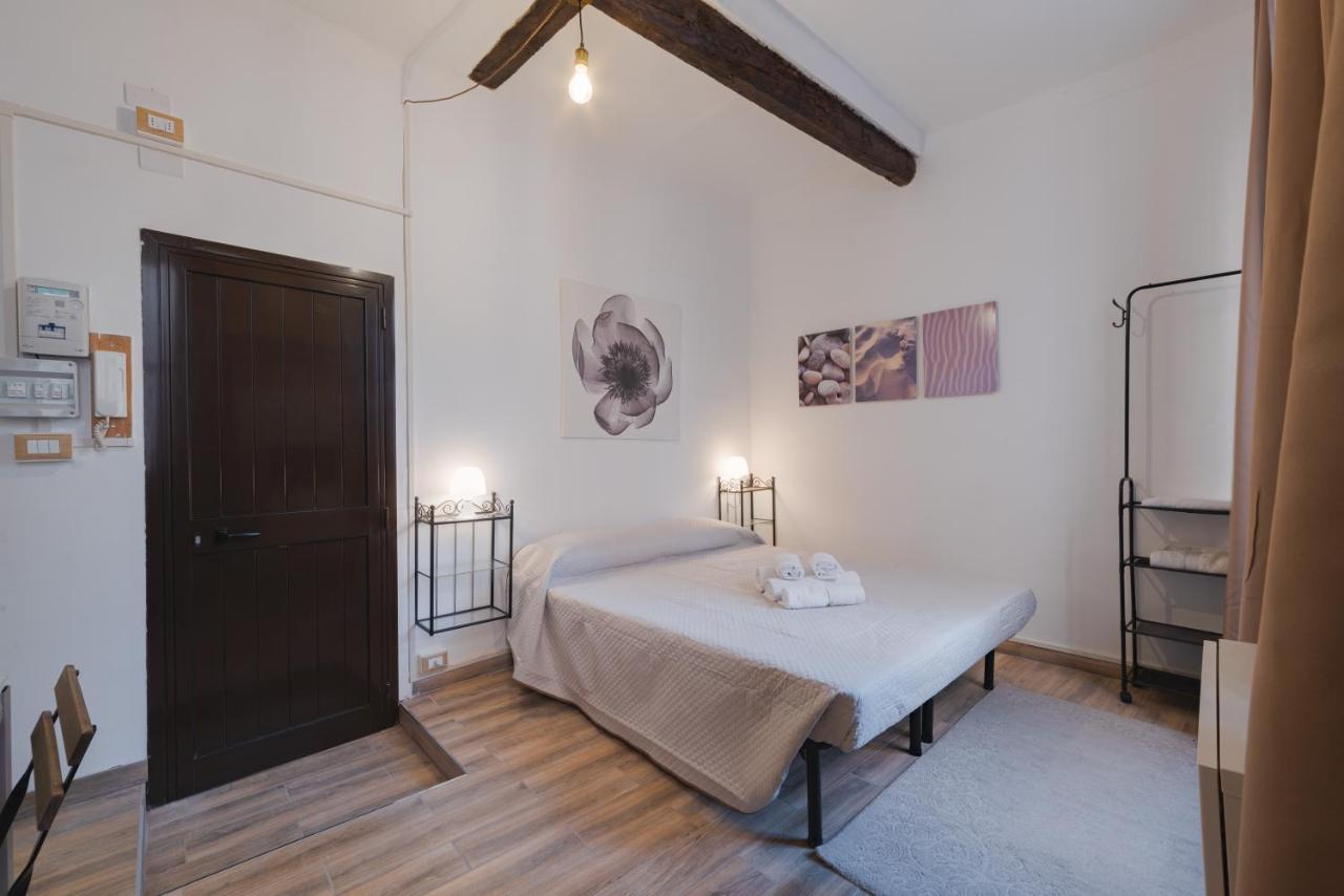 Appartamento Maddalena Alto - Affitti Brevi Italia Генуя Экстерьер фото
